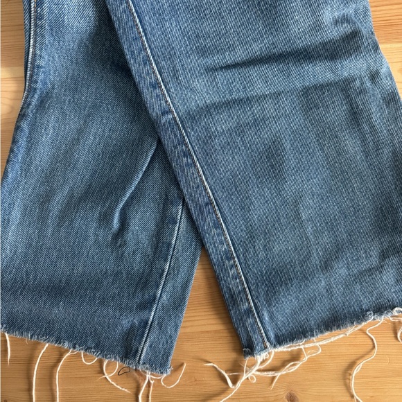 Levi’s Wedgie Straight Jean - Picture 4 of 9